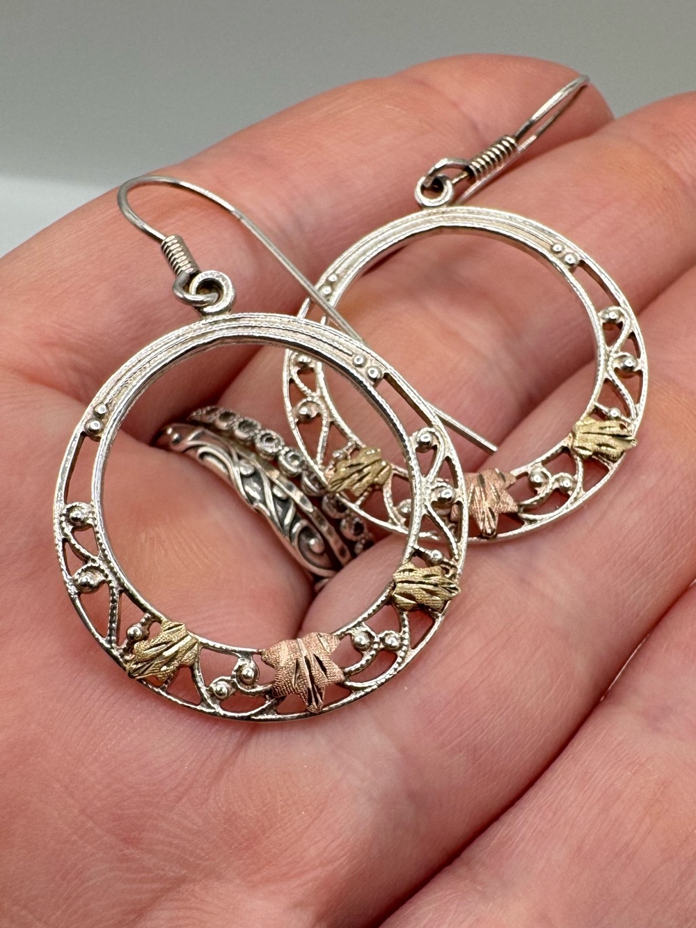 Sterling Silver 925 Gold Leaf Filigree Scrollwork Hoop Earrings